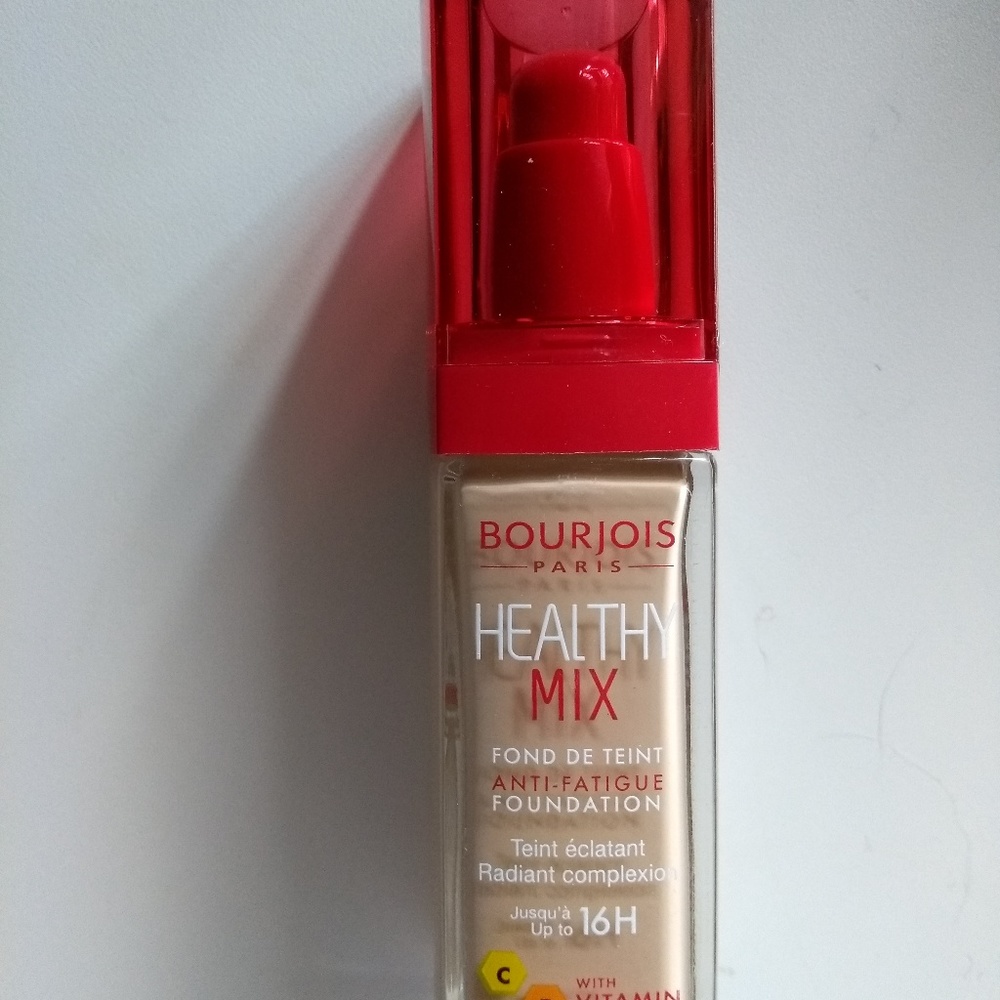 NEW Bourjois Foundation Radiant Cmplxn 53 Lt Beige